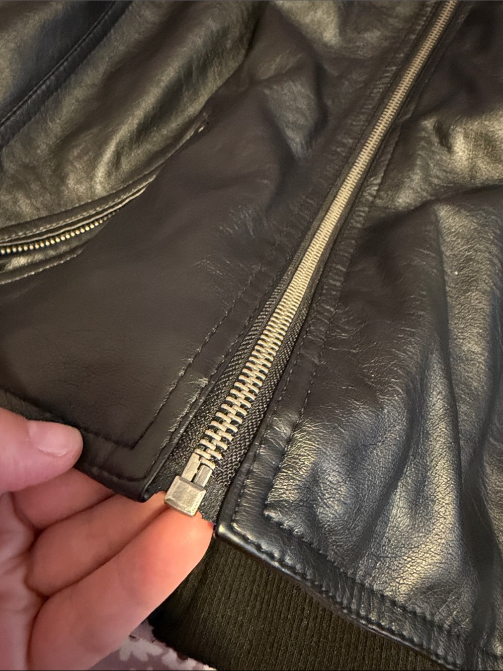 Women’s jackets - Picture 2 of 3